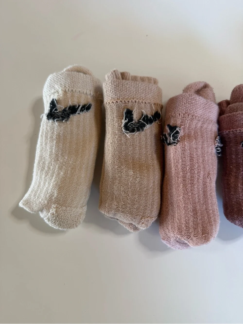 Nike 7-Pack Ribbed Socks in Cream, Pink, Brown, and Black